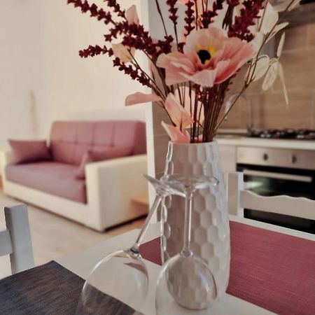 Apartmán Attico Con Terrazzo Relax Ladispoli Exteriér fotografie