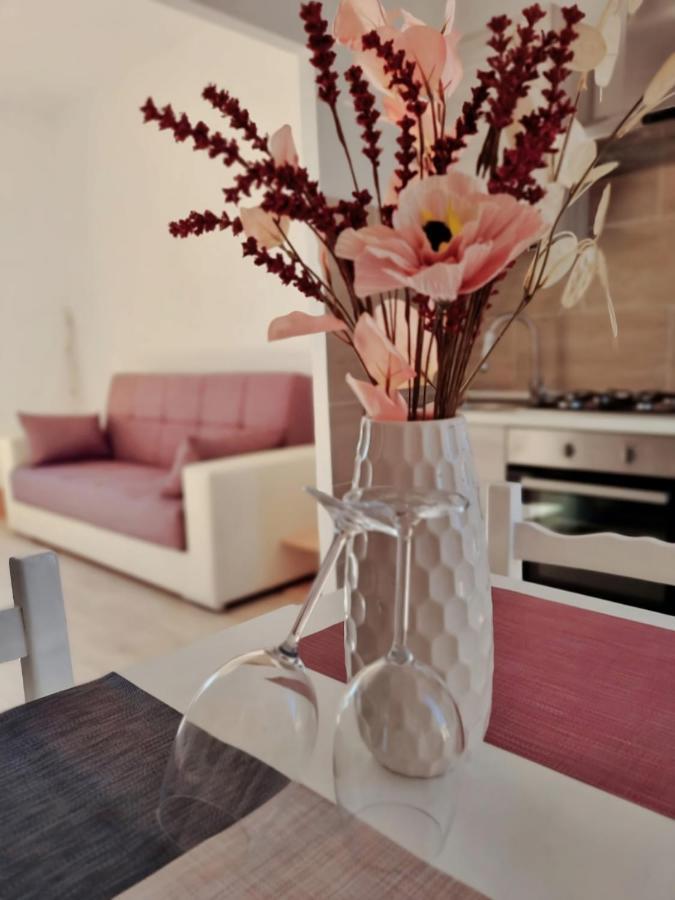 Apartmán Attico Con Terrazzo Relax Ladispoli Exteriér fotografie