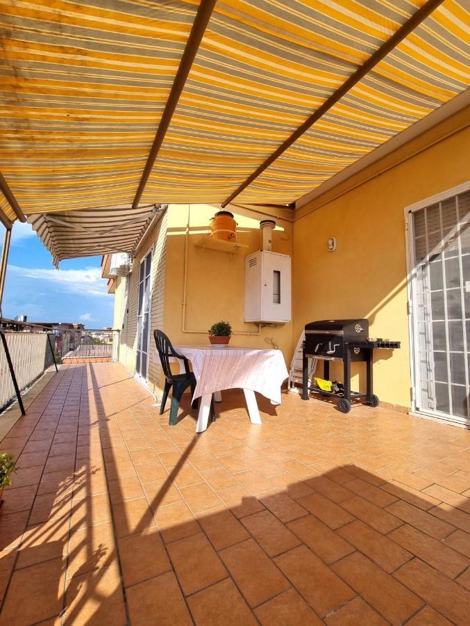 Apartmán Attico Con Terrazzo Relax Ladispoli Exteriér fotografie